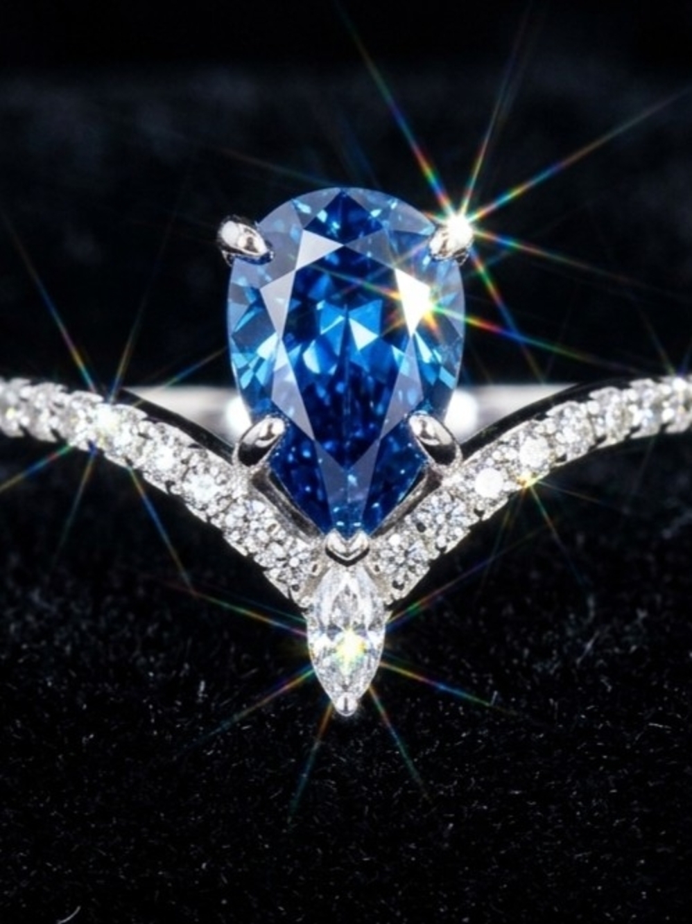 **STUNNING** 1.5 Carat Sapphire Blue Moissanite Gemstone Ring!! Size:8